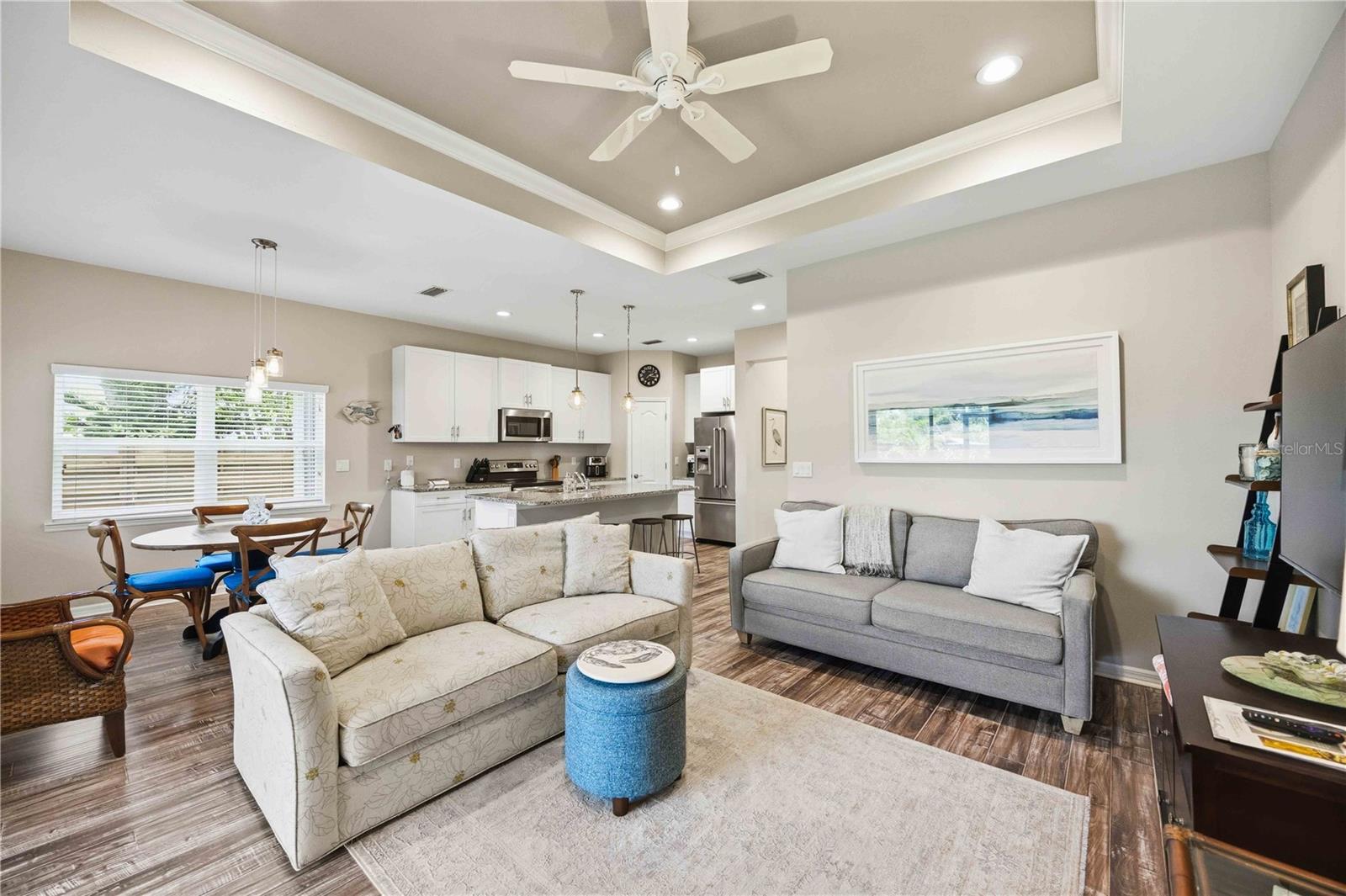 BAY POINT CORR OF - Residential