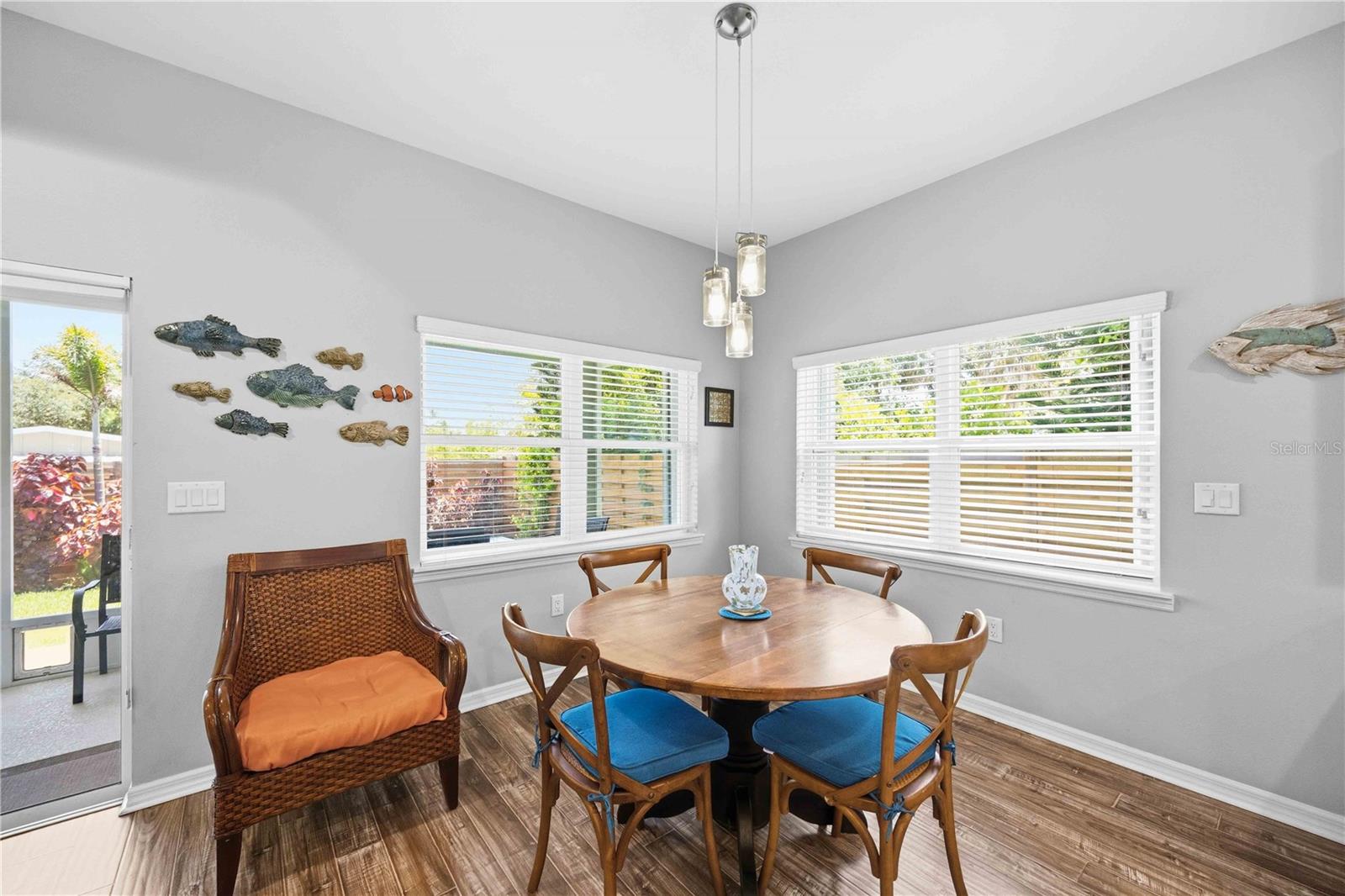 BAY POINT CORR OF - Residential