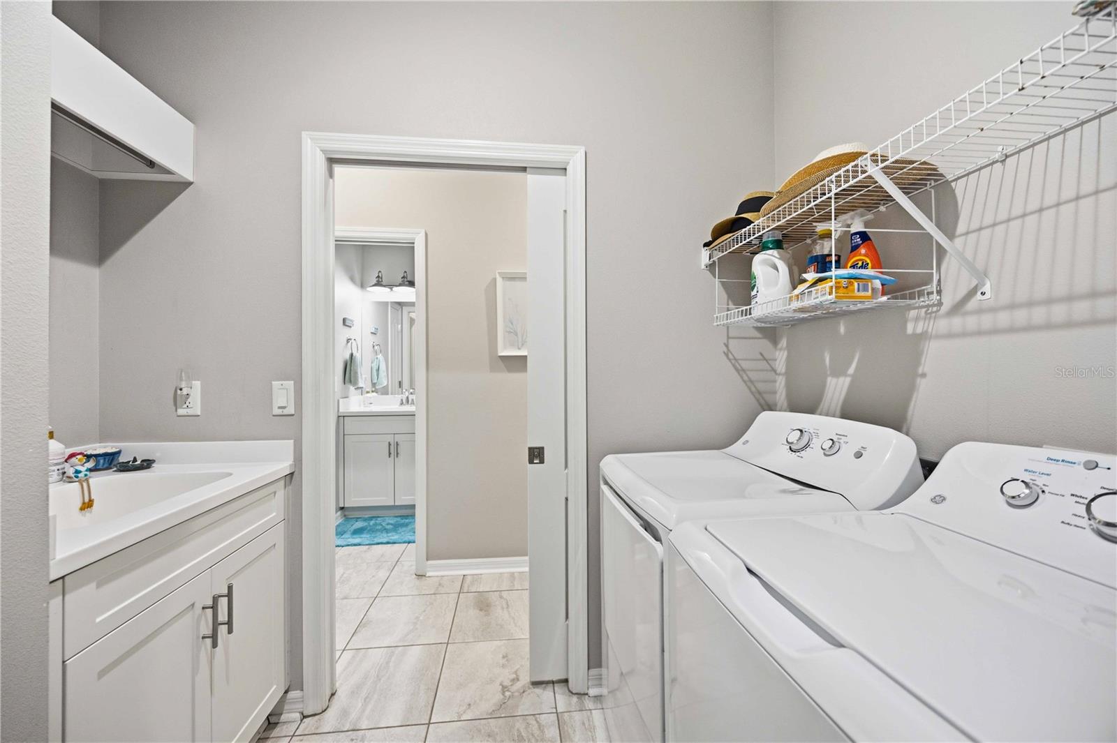 BAY POINT CORR OF - Residential