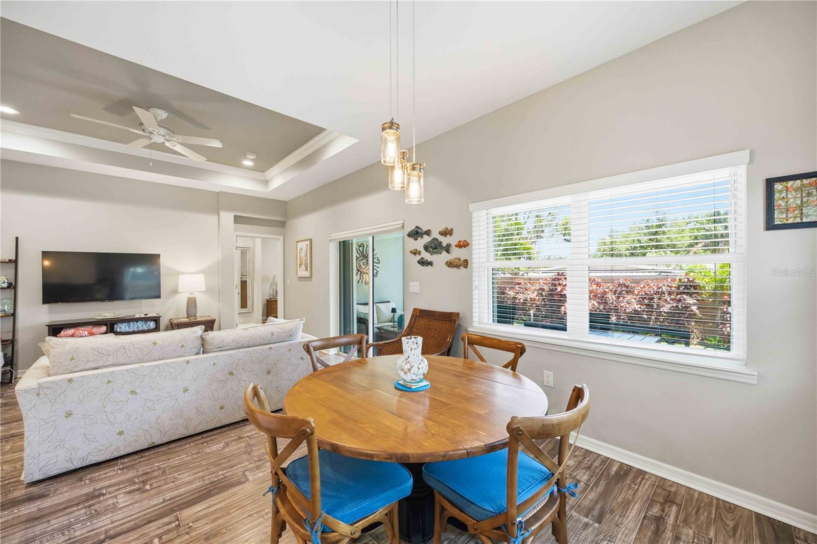 BAY POINT CORR OF - Residential