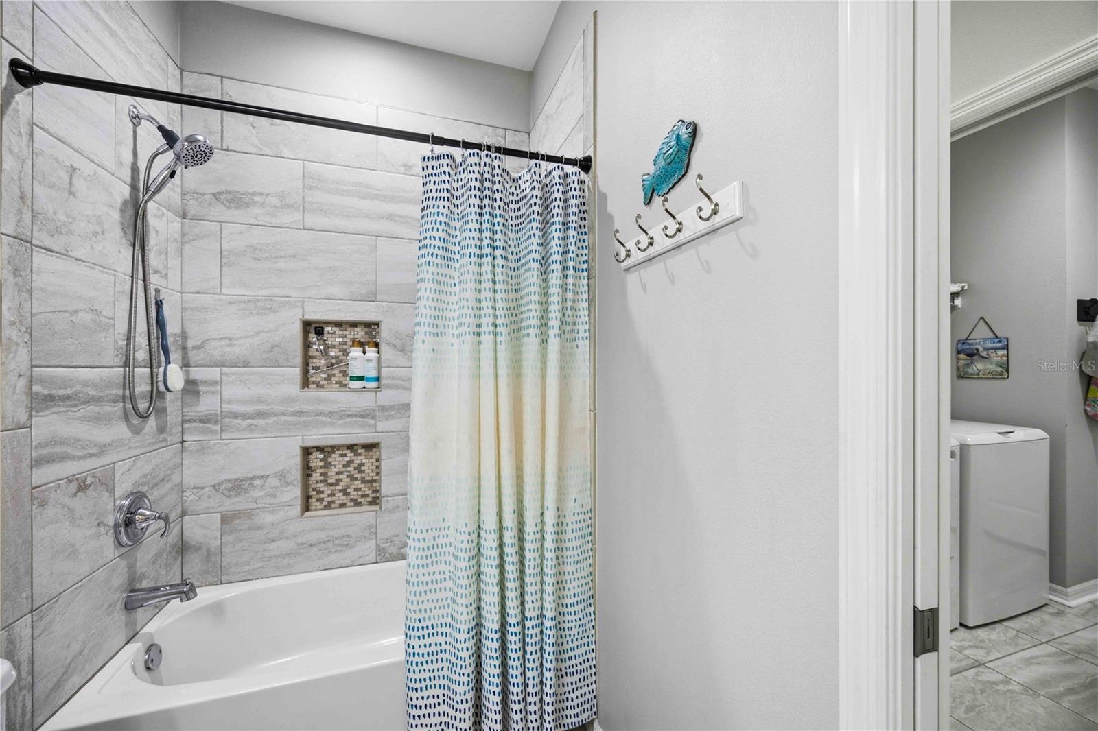 BAY POINT CORR OF - Residential