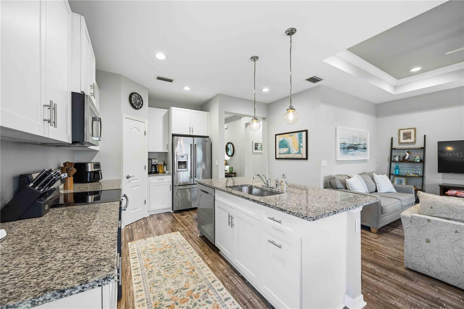 BAY POINT CORR OF - Residential
