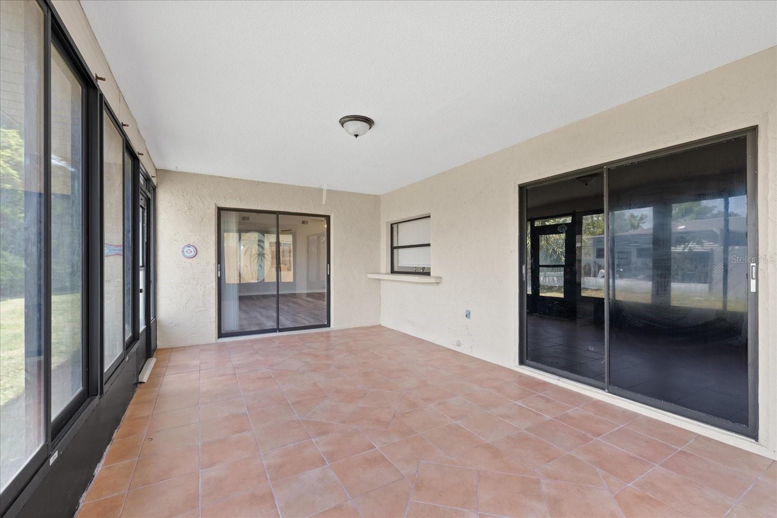EMBASSY HILLS - Residential