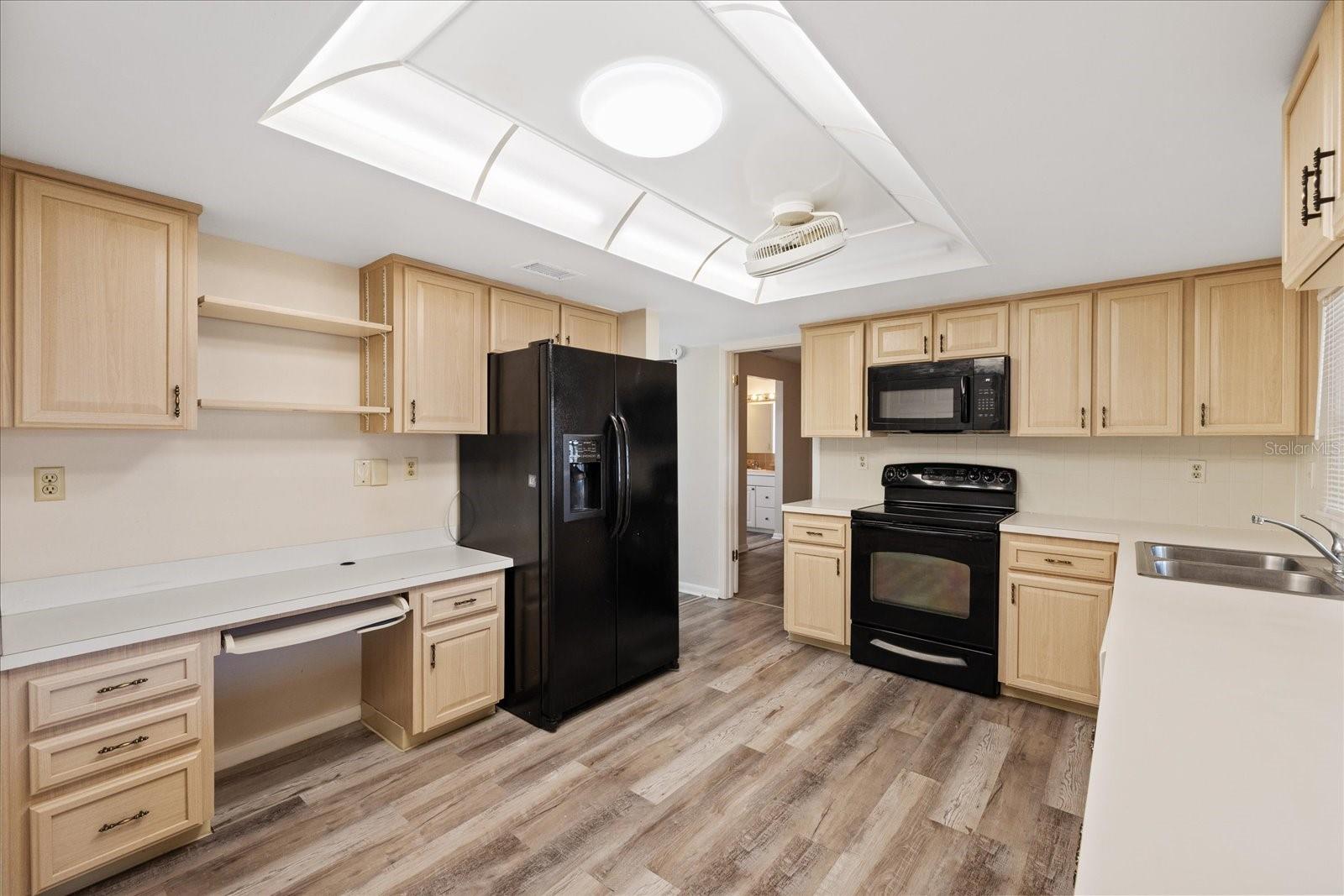 EMBASSY HILLS - Residential