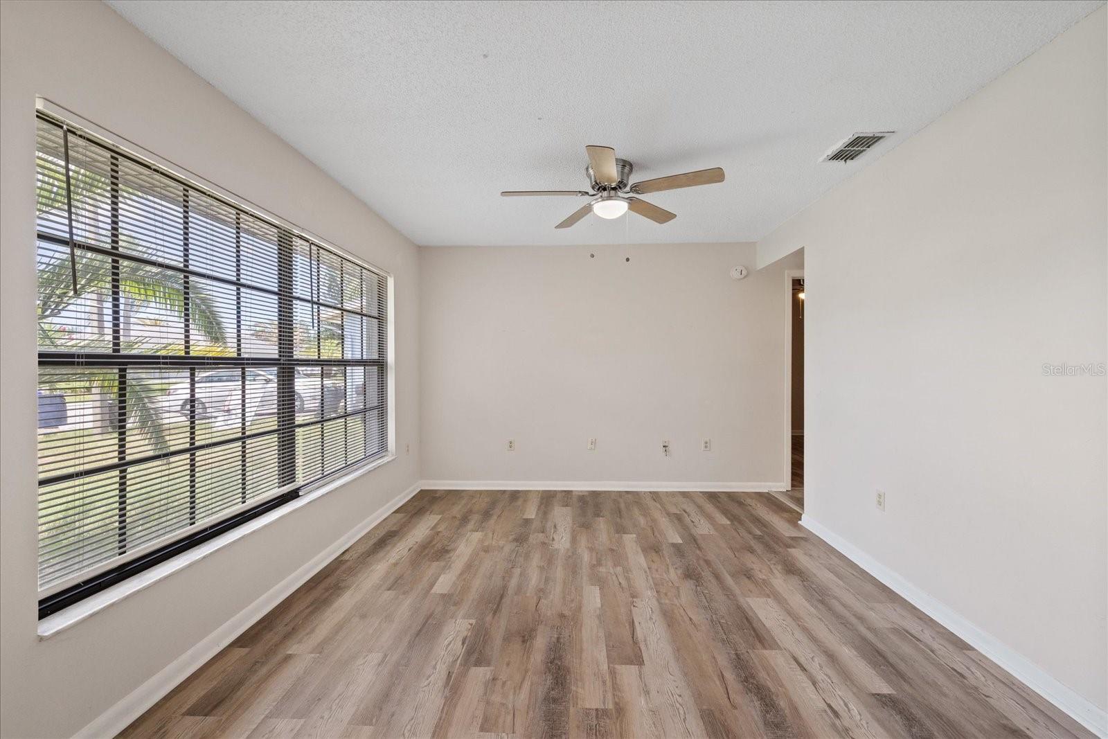 EMBASSY HILLS - Residential