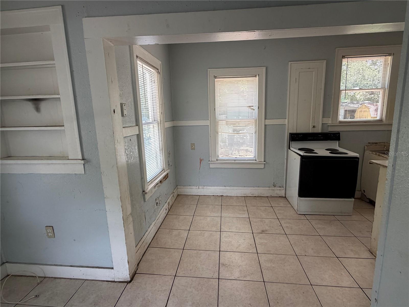 INWOOD - Residential