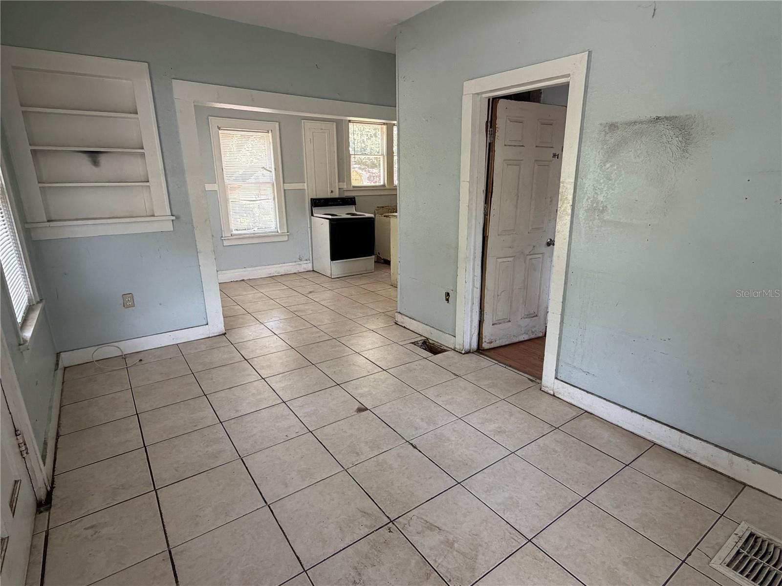 INWOOD - Residential