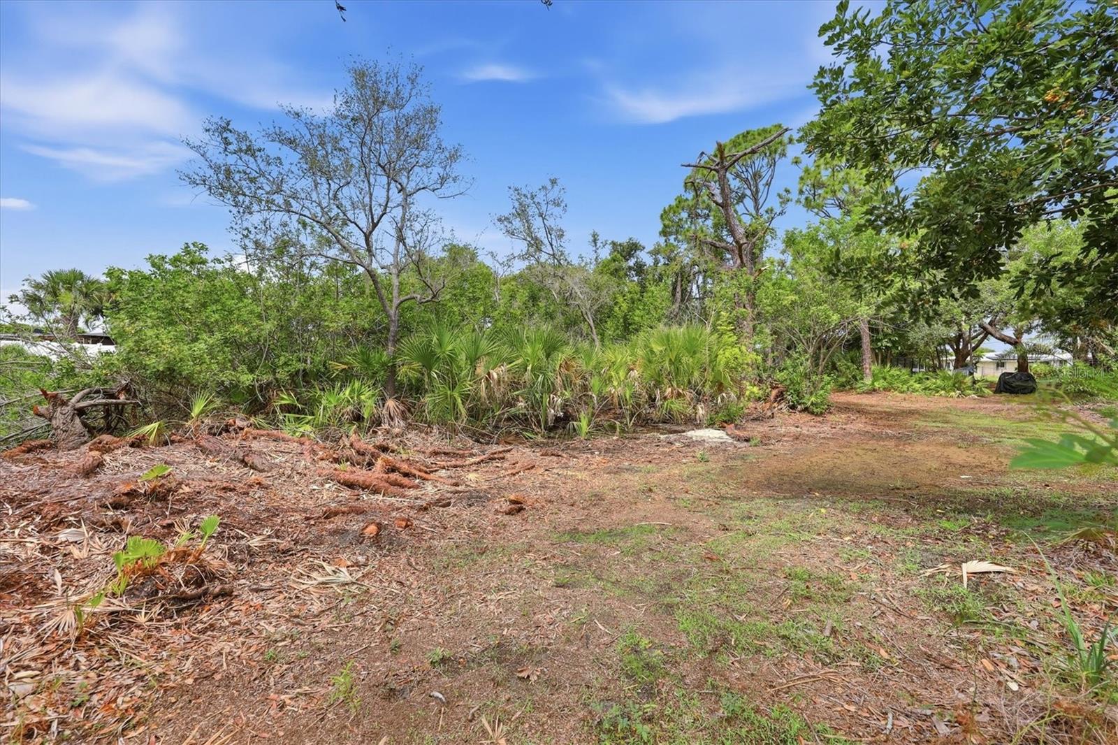 DEER CREEK ESTATES - Residential