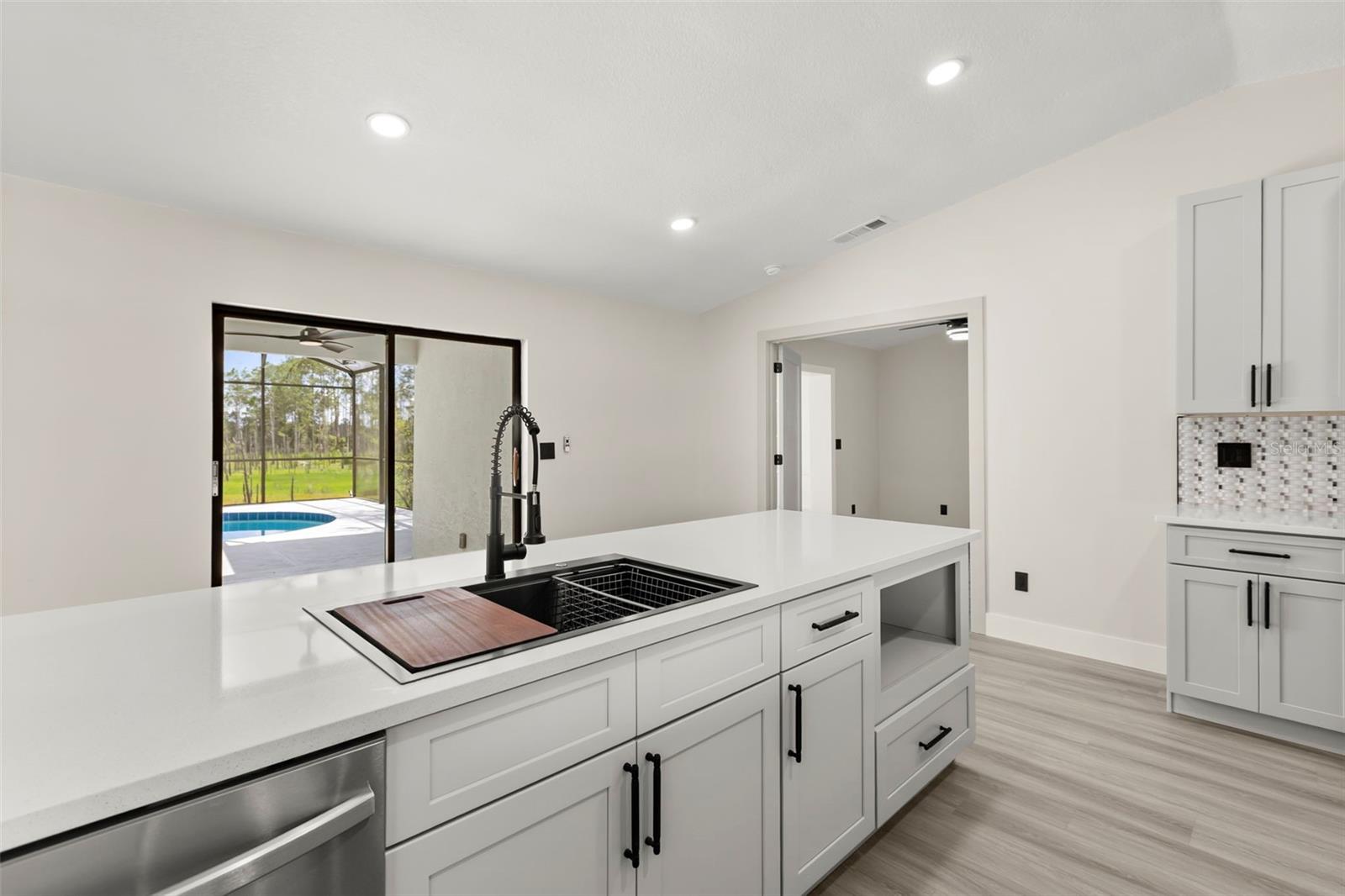 DELTONA LAKES UNIT 43 - Residential