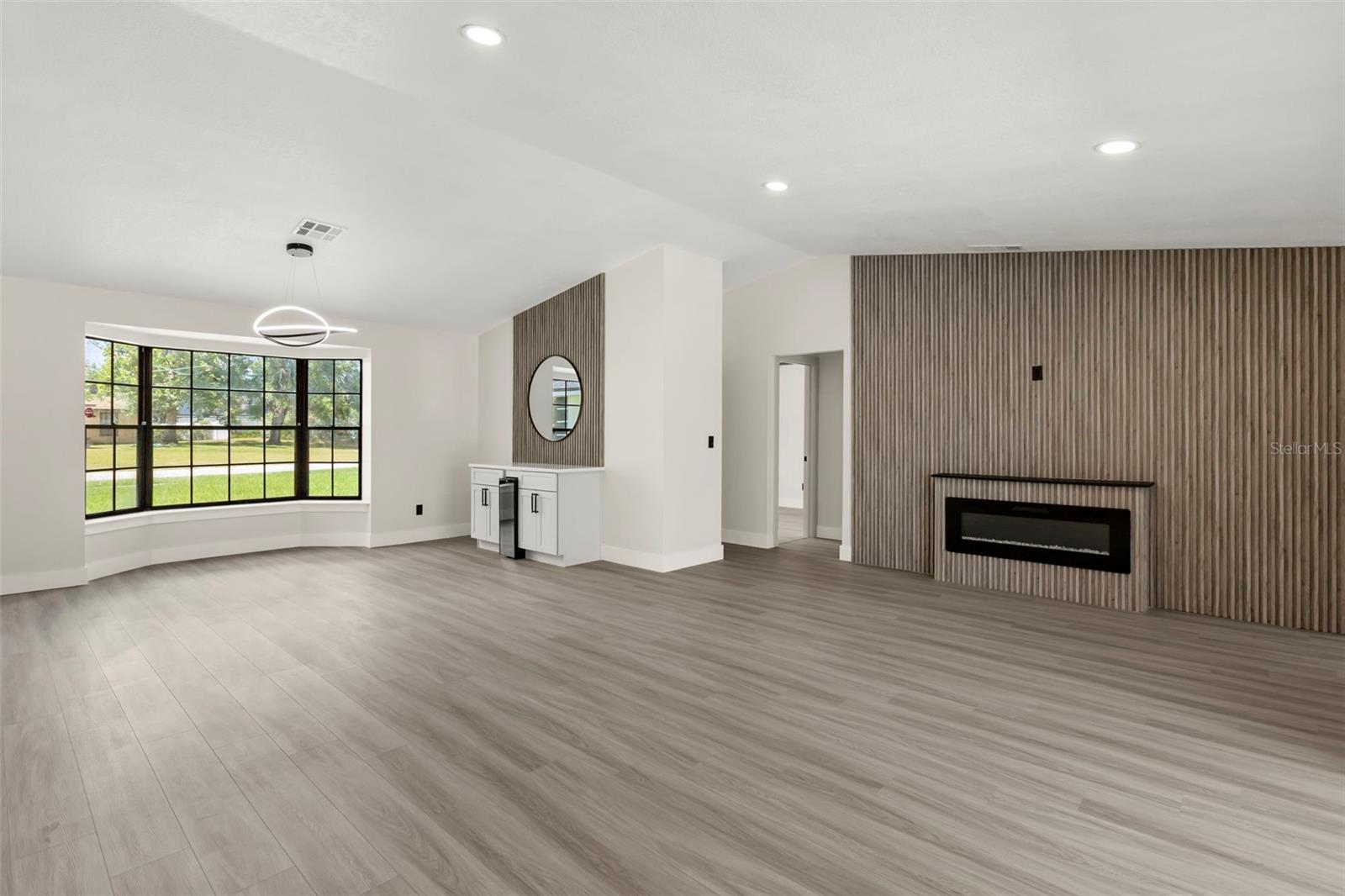 DELTONA LAKES UNIT 43 - Residential