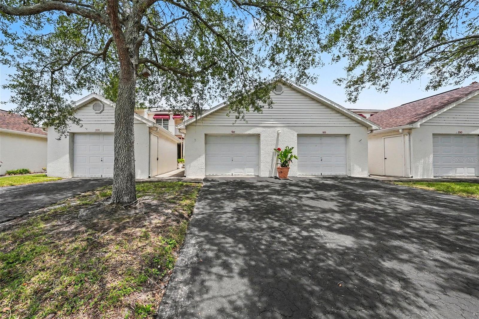EAST BAY GOLF VILLAS AT WATER VIEW CONDO - Residential