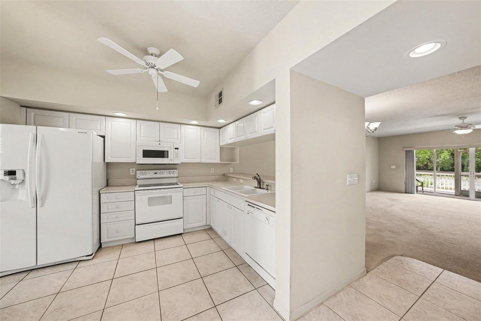 EAST BAY GOLF VILLAS AT WATER VIEW CONDO - Residential