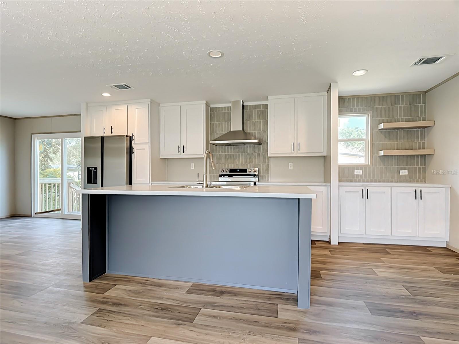 PINE GROVE PARK - Residential