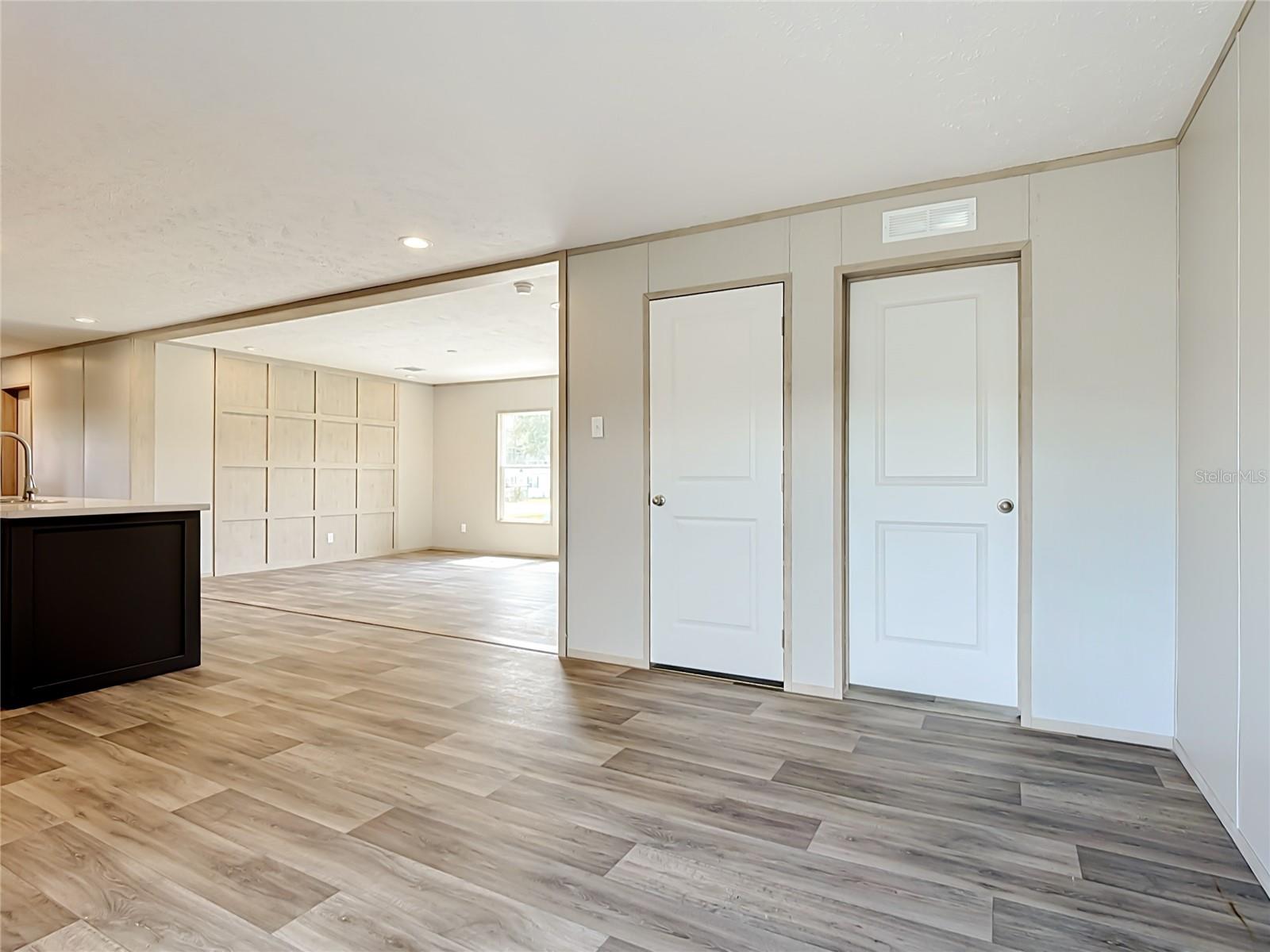 PINE GROVE PARK - Residential