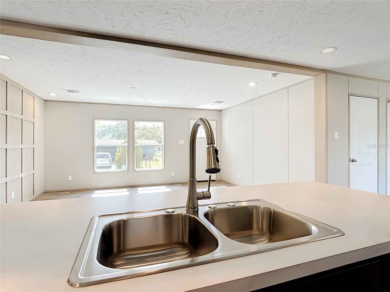 PINE GROVE PARK - Residential