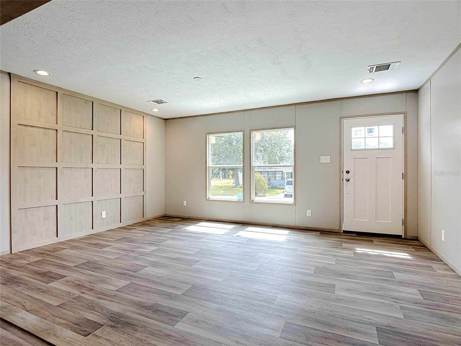 PINE GROVE PARK - Residential