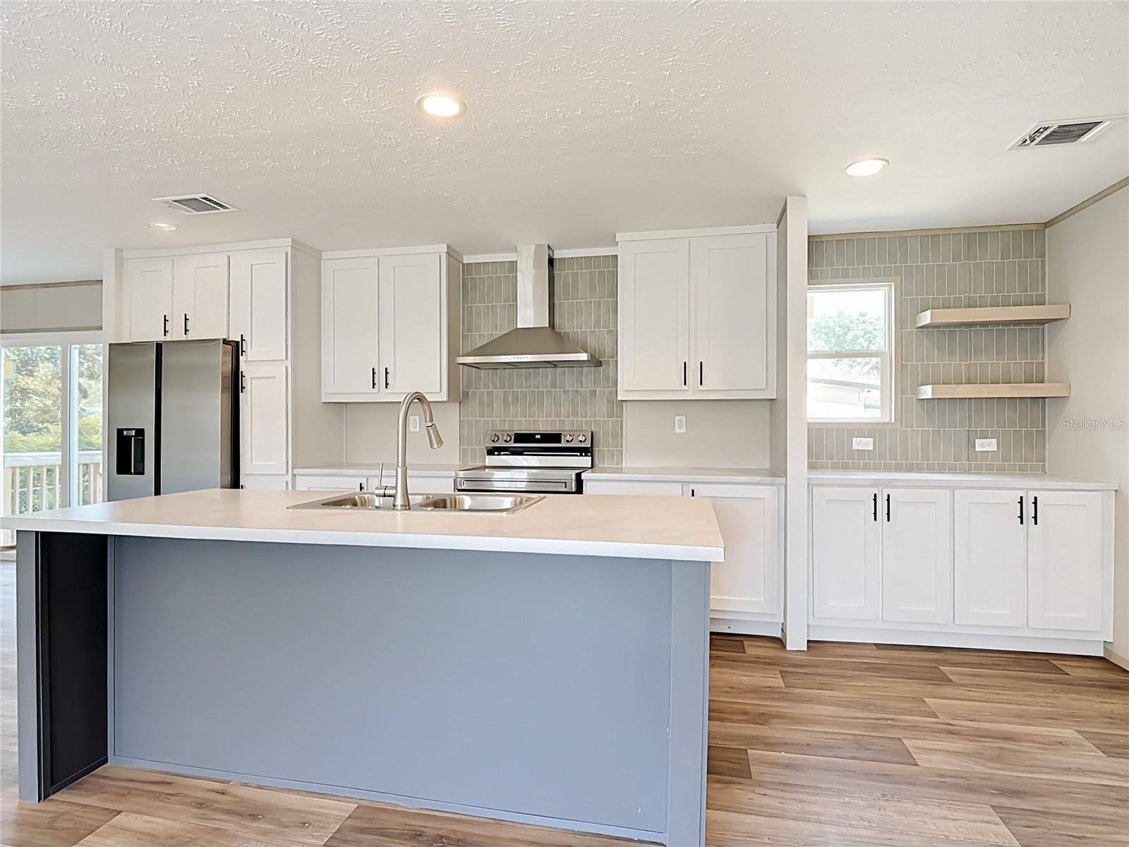 PINE GROVE PARK - Residential