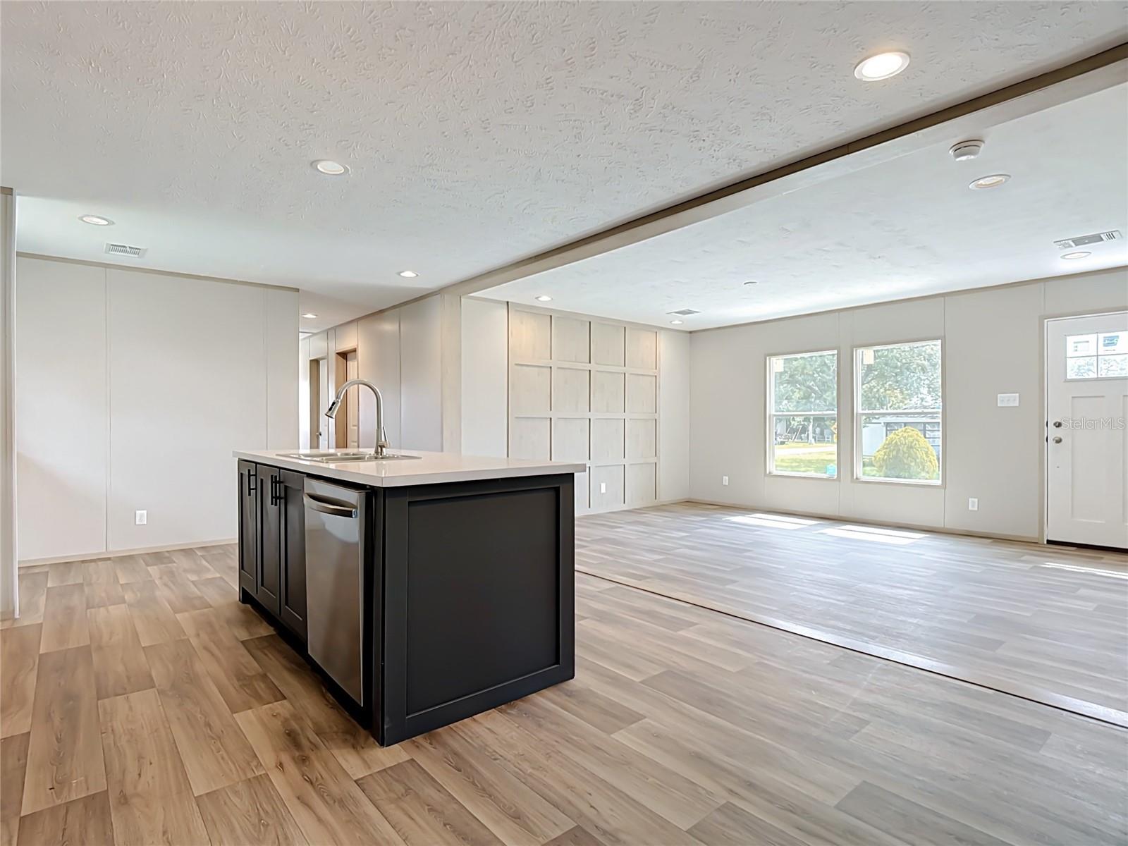 PINE GROVE PARK - Residential