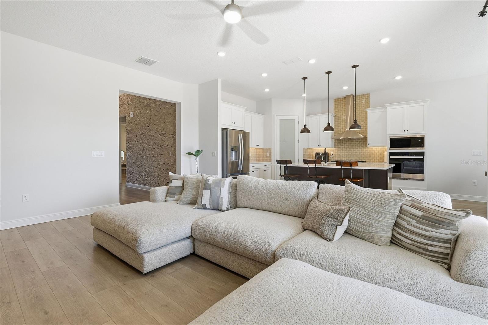 BELLA COLLINA WEST SUB - Residential