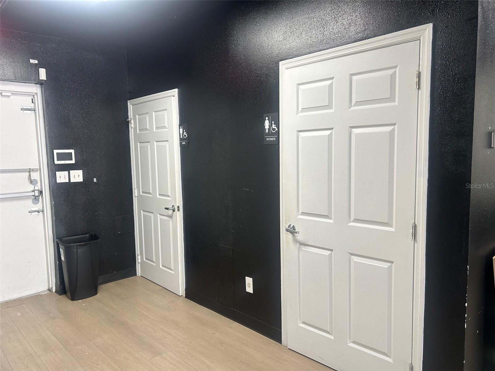 IRLO O BRONSONS SUB - Commercial Lease