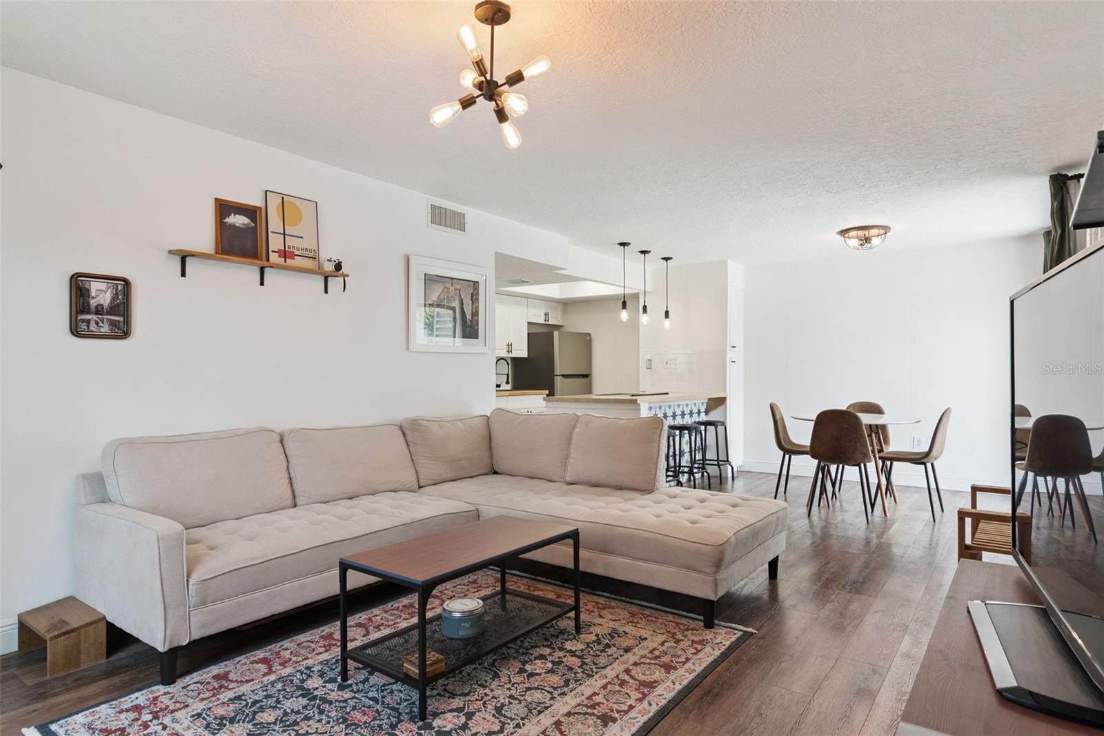 MAI KAI APTS - Residential