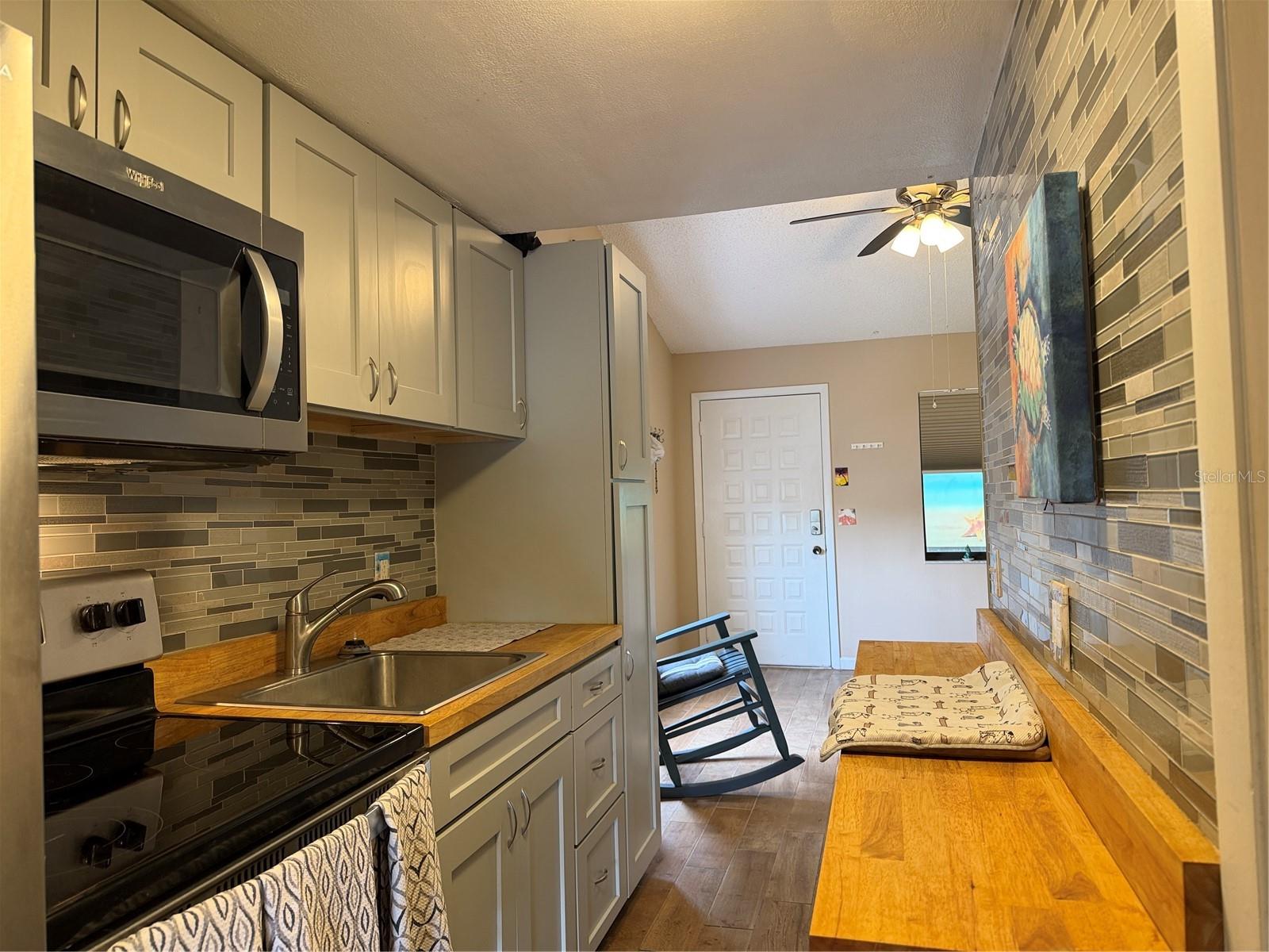 PARADISE LAKES RESORT CONDO - Residential