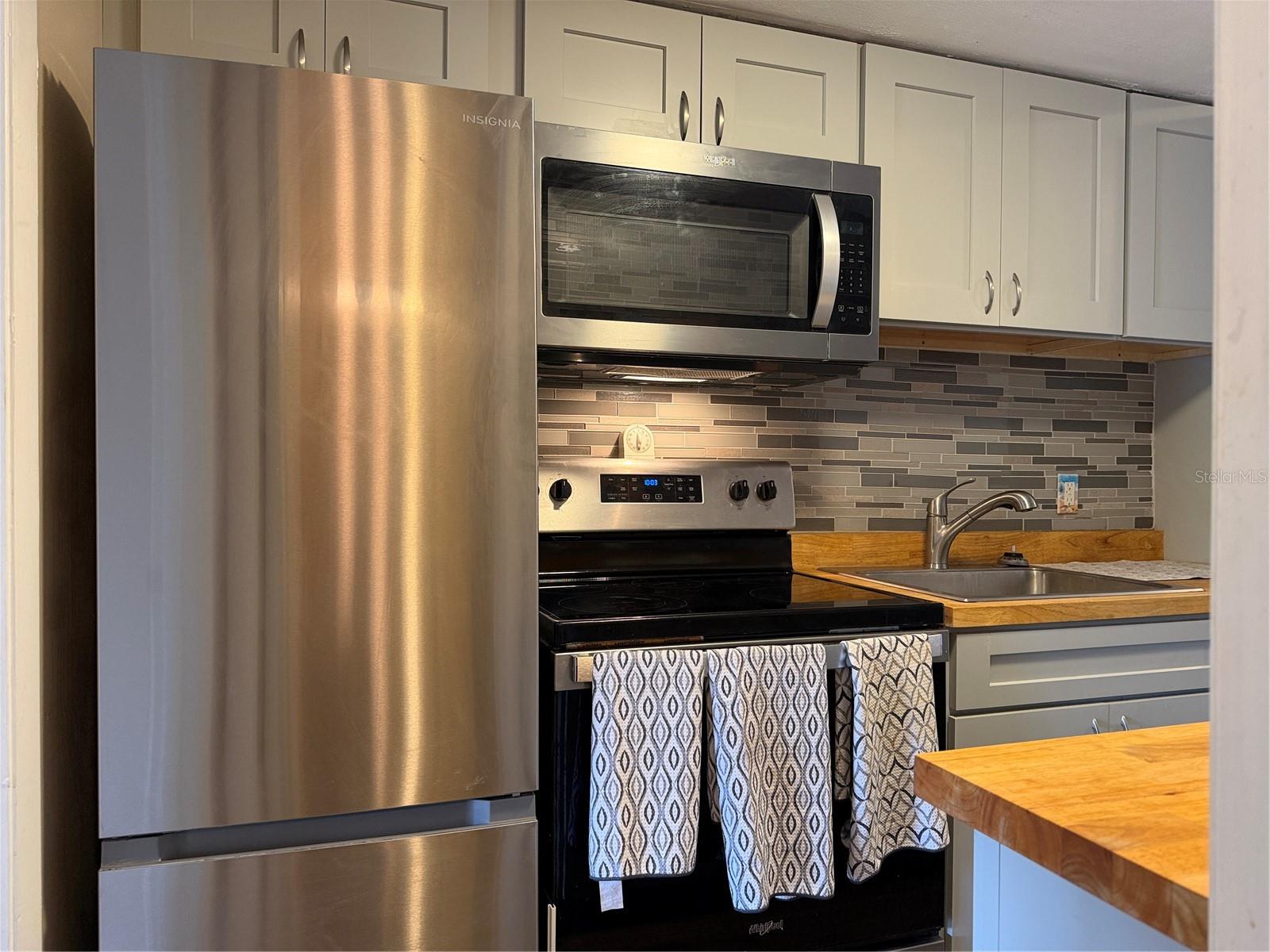 PARADISE LAKES RESORT CONDO - Residential