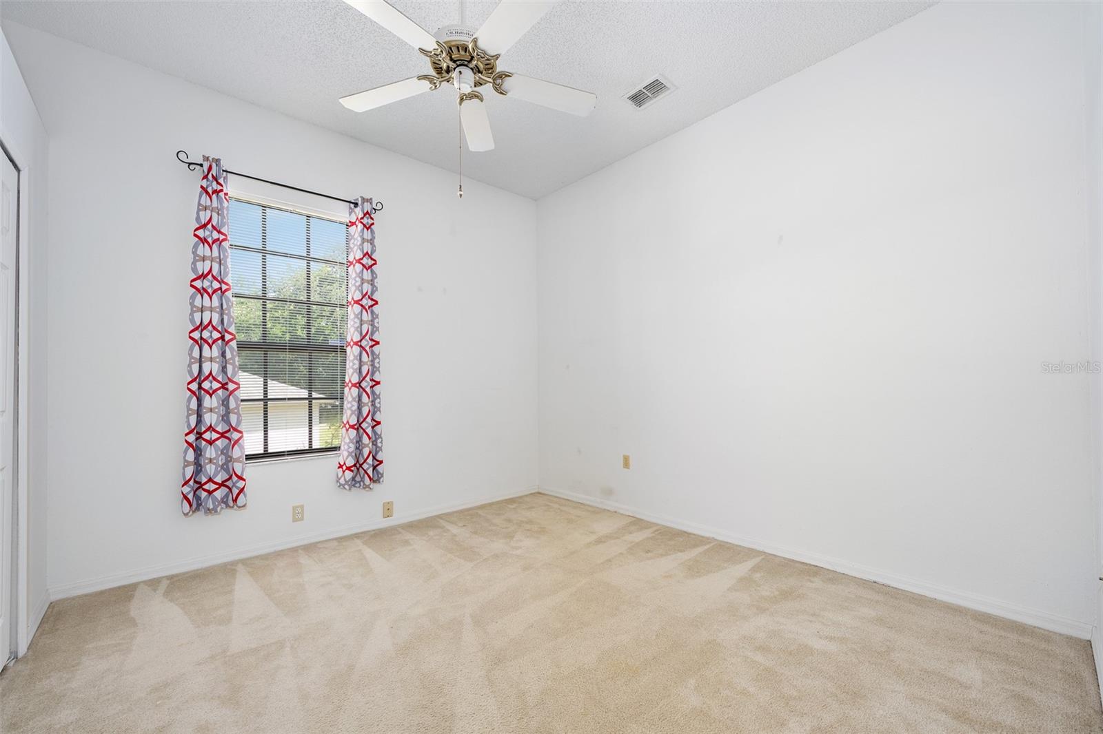 DELTONA LAKES UNIT 03 - Residential