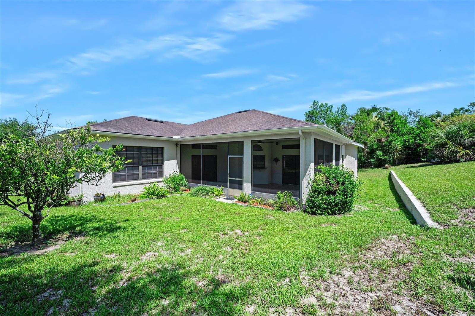 DELTONA LAKES UNIT 03 - Residential
