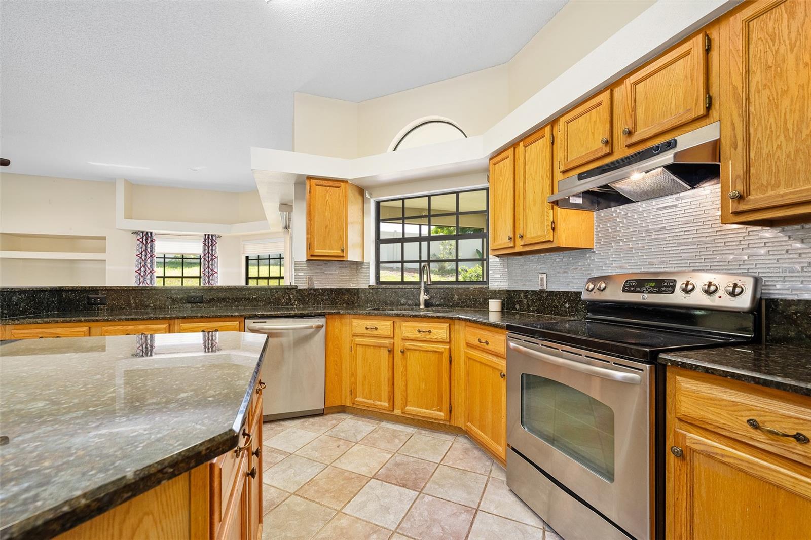 DELTONA LAKES UNIT 03 - Residential