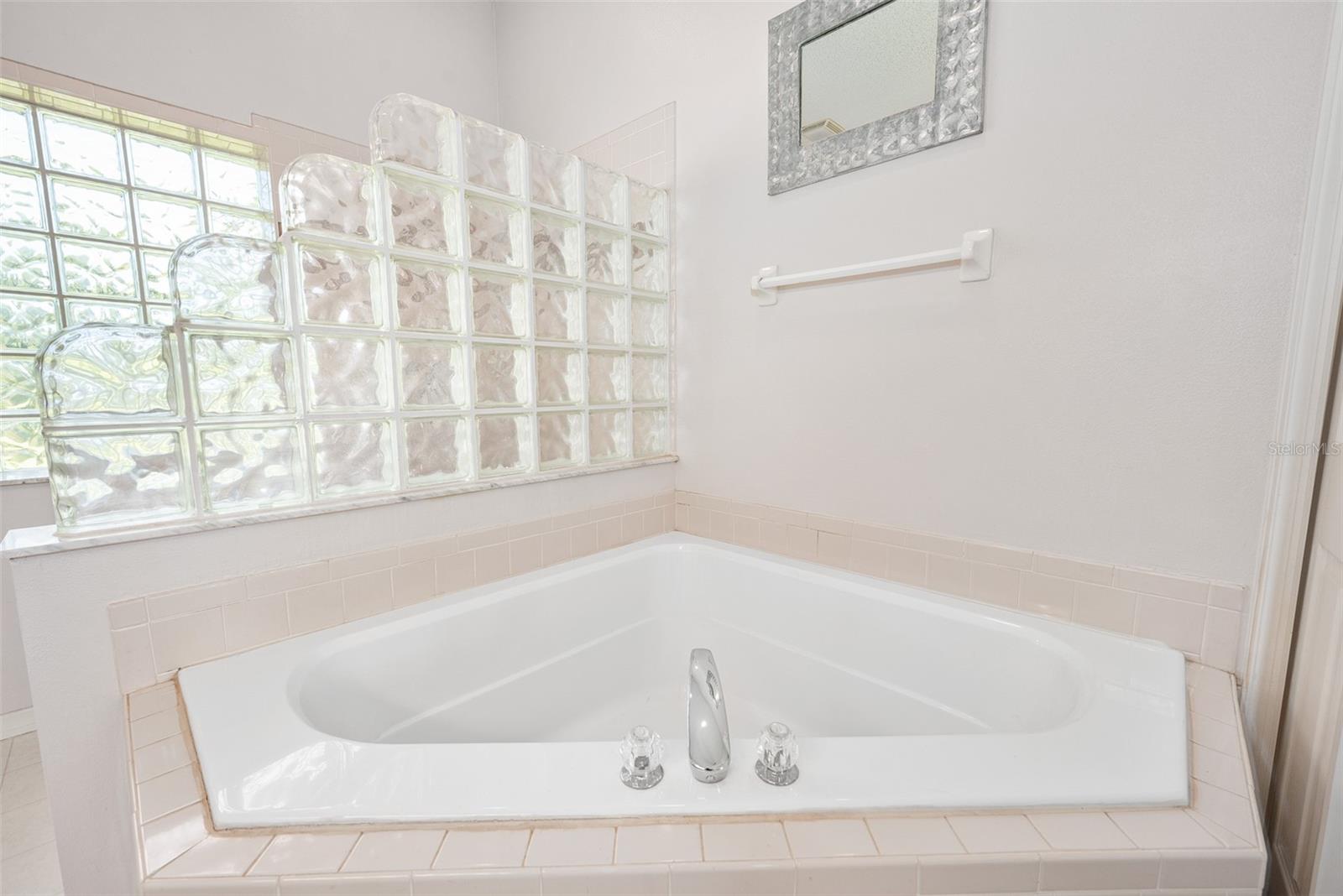 DELTONA LAKES UNIT 03 - Residential