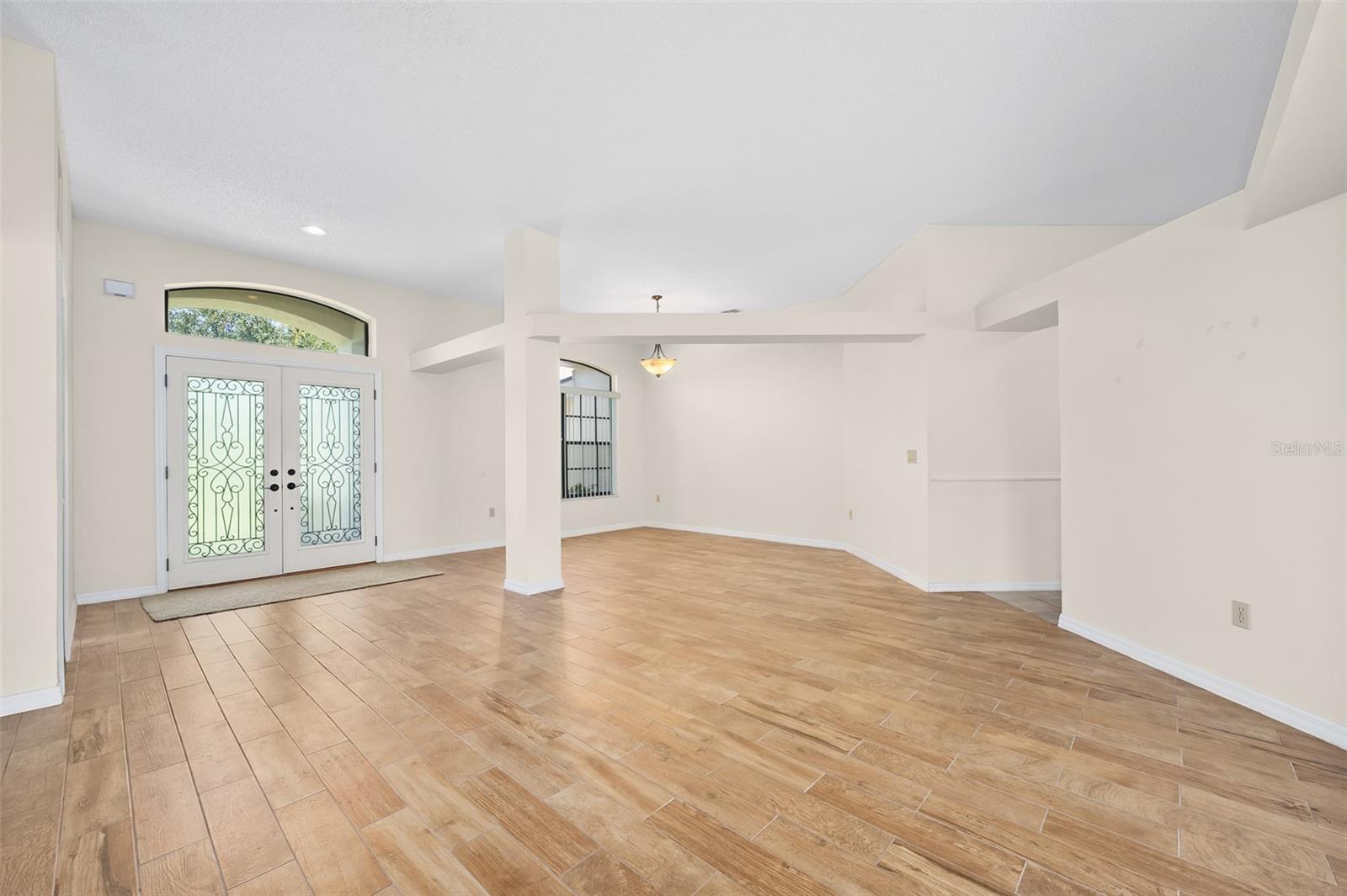 DELTONA LAKES UNIT 03 - Residential