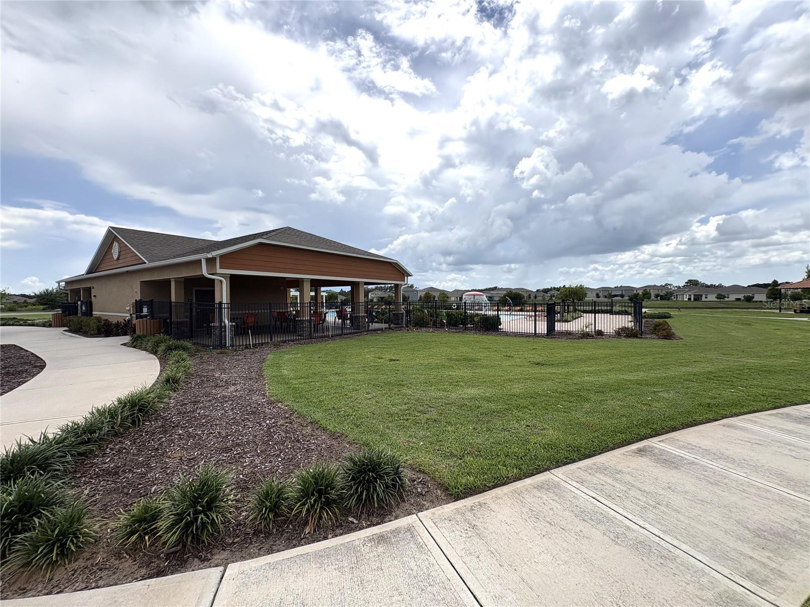 LAKE CHARLES RESIDENCE PH 1B - Residential