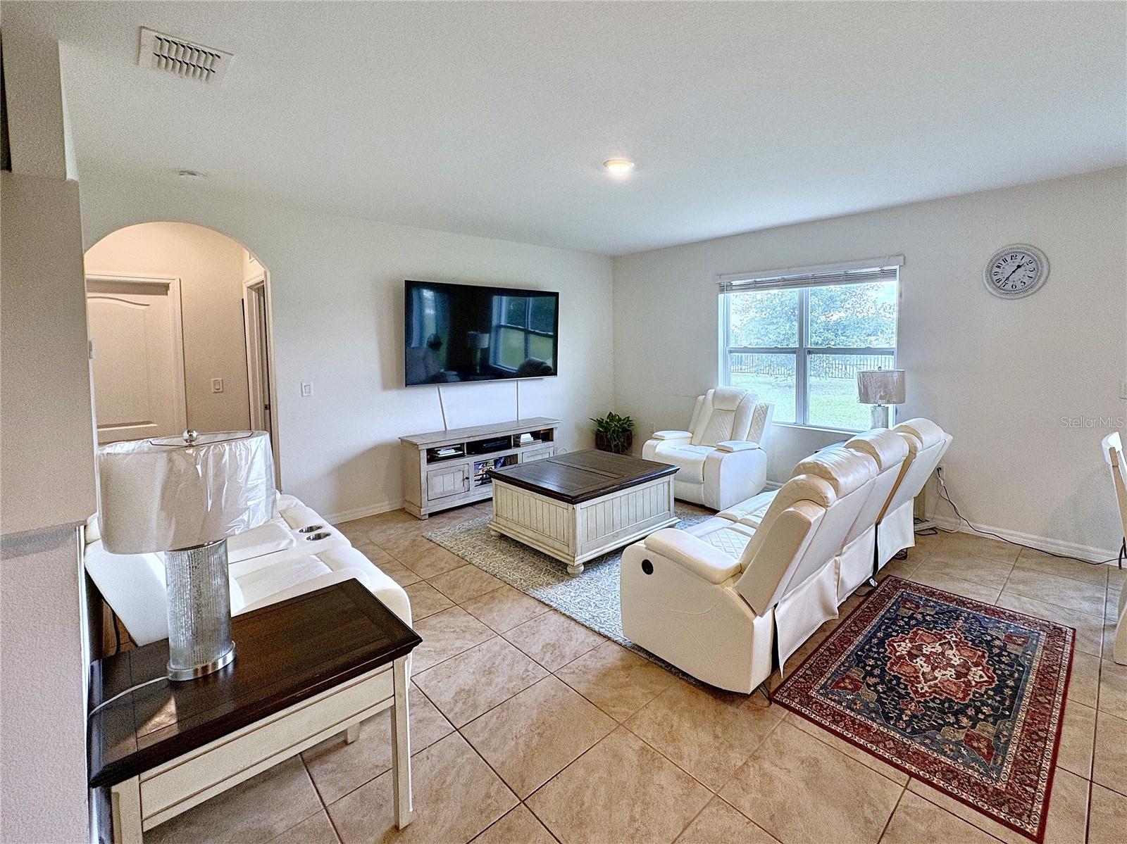 LAKE CHARLES RESIDENCE PH 1B - Residential