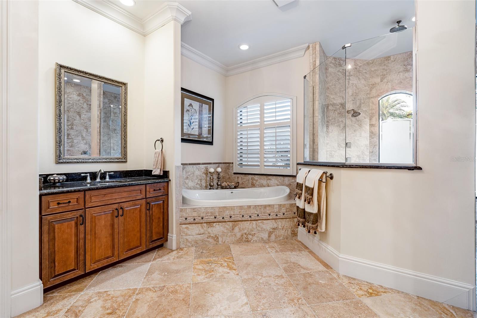 BELLA FORESTA - Residential