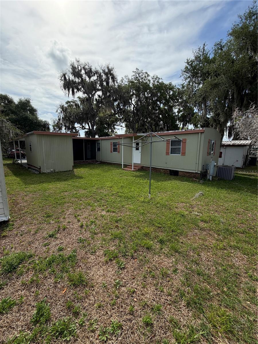 WATER WHEEL ADULT MOBILE HOME - Residential