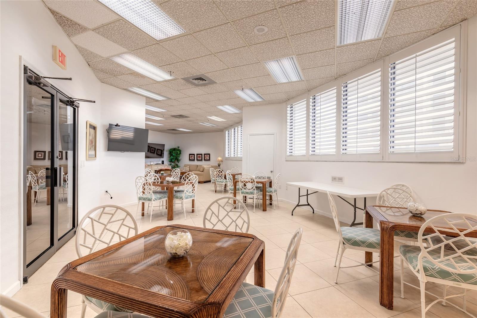 OCEANS ATRIUM CONDO - Residential