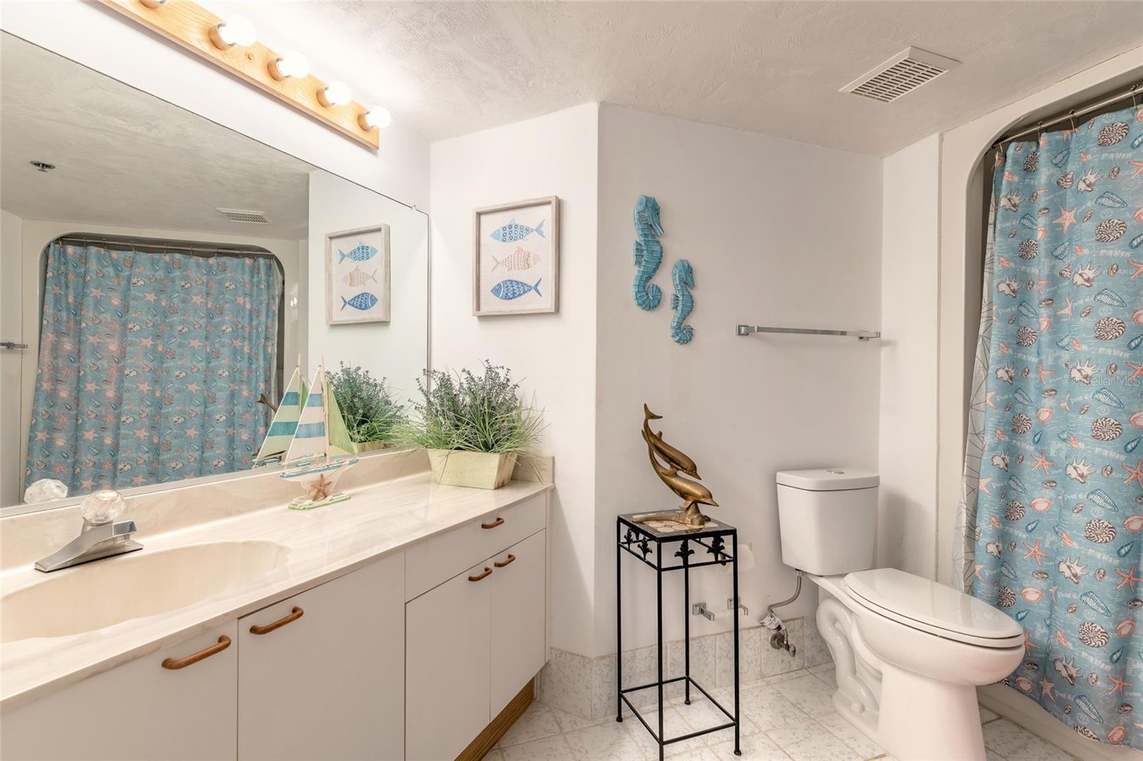 OCEANS ATRIUM CONDO - Residential