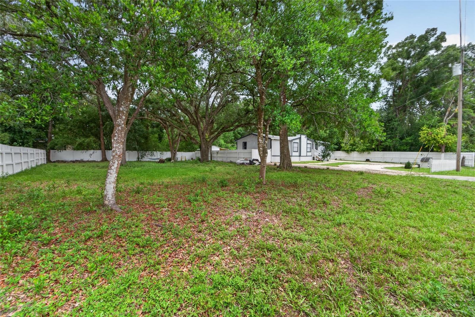 MOON LAKE ESTATES - Residential