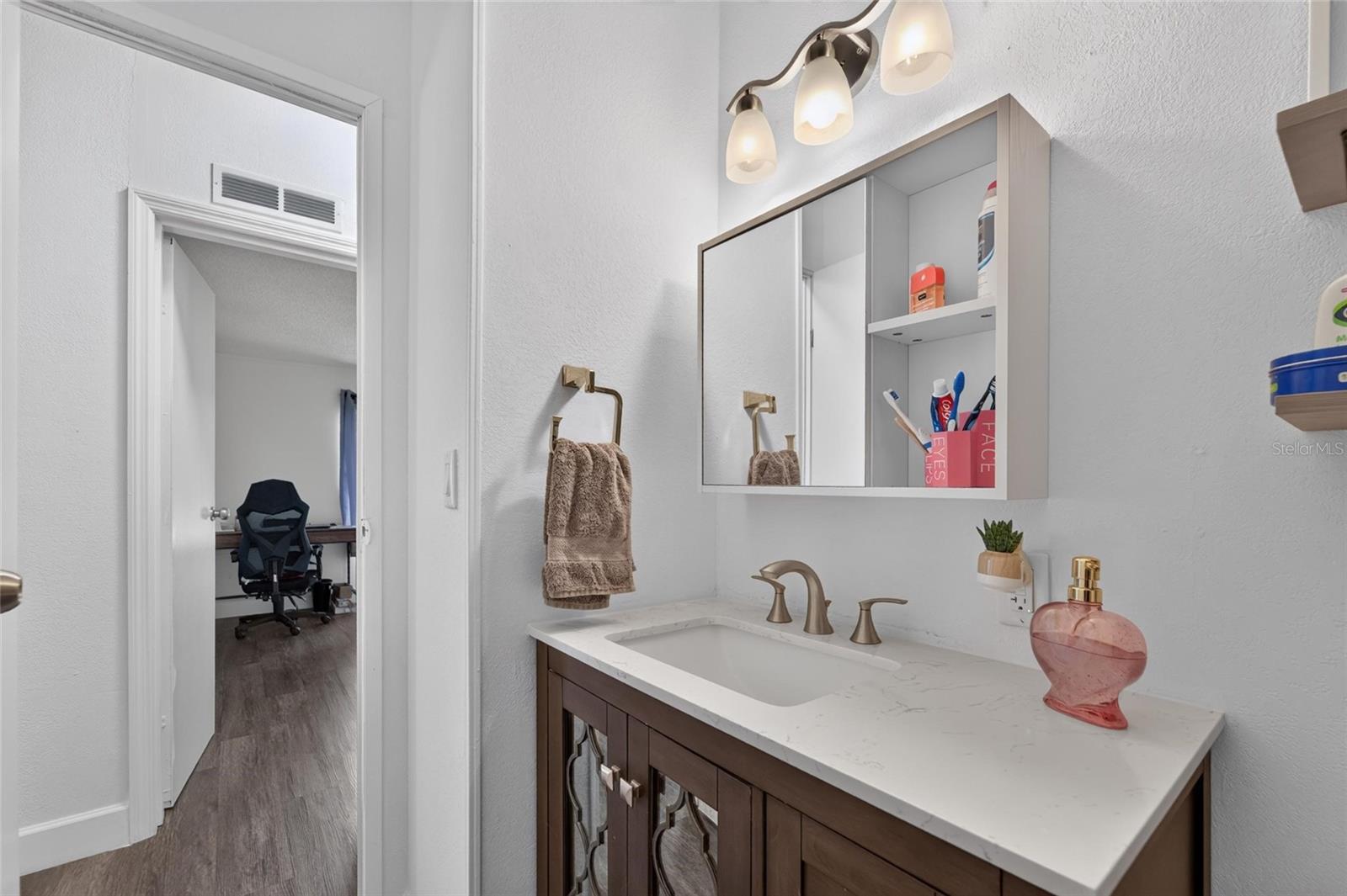 MOON LAKE ESTATES - Residential