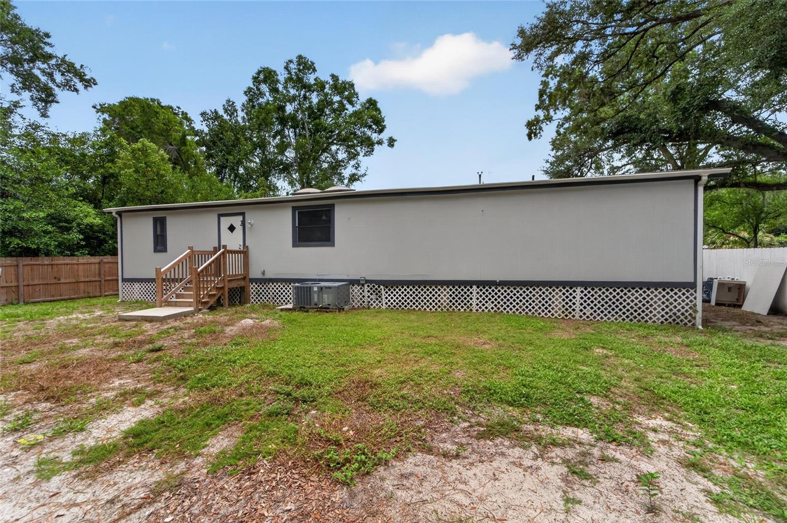 MOON LAKE ESTATES - Residential