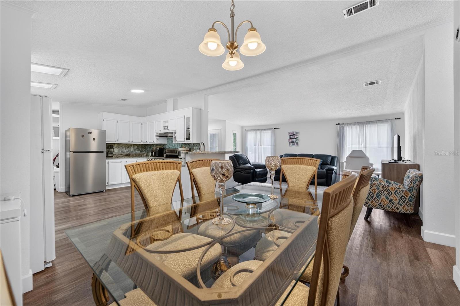 MOON LAKE ESTATES - Residential