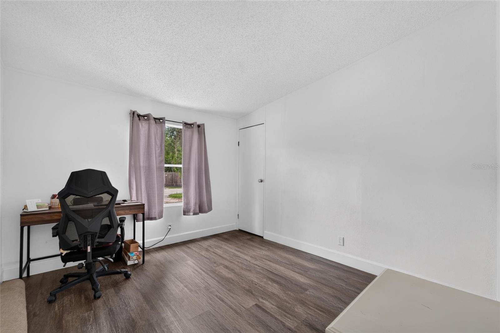 MOON LAKE ESTATES - Residential
