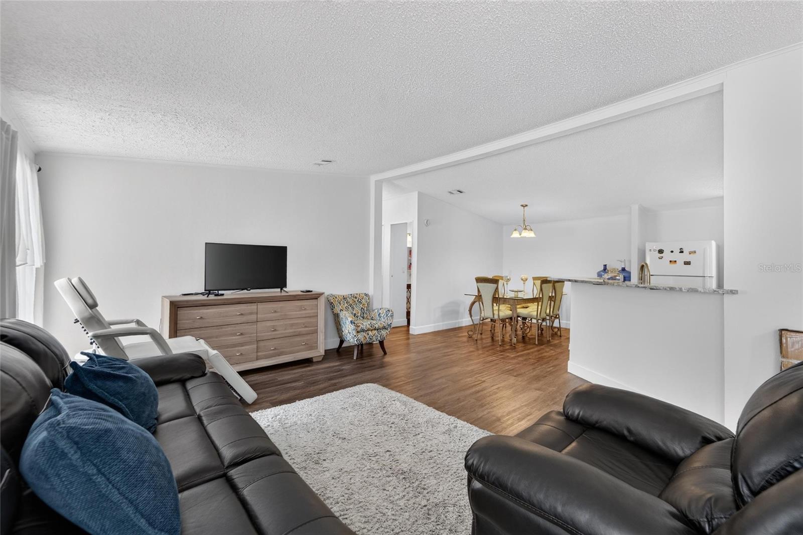 MOON LAKE ESTATES - Residential