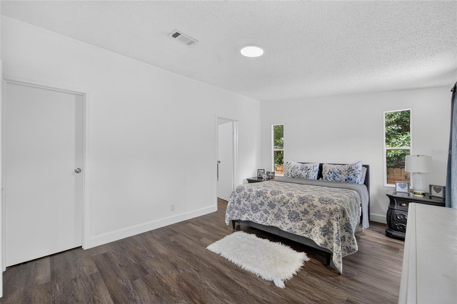 MOON LAKE ESTATES - Residential