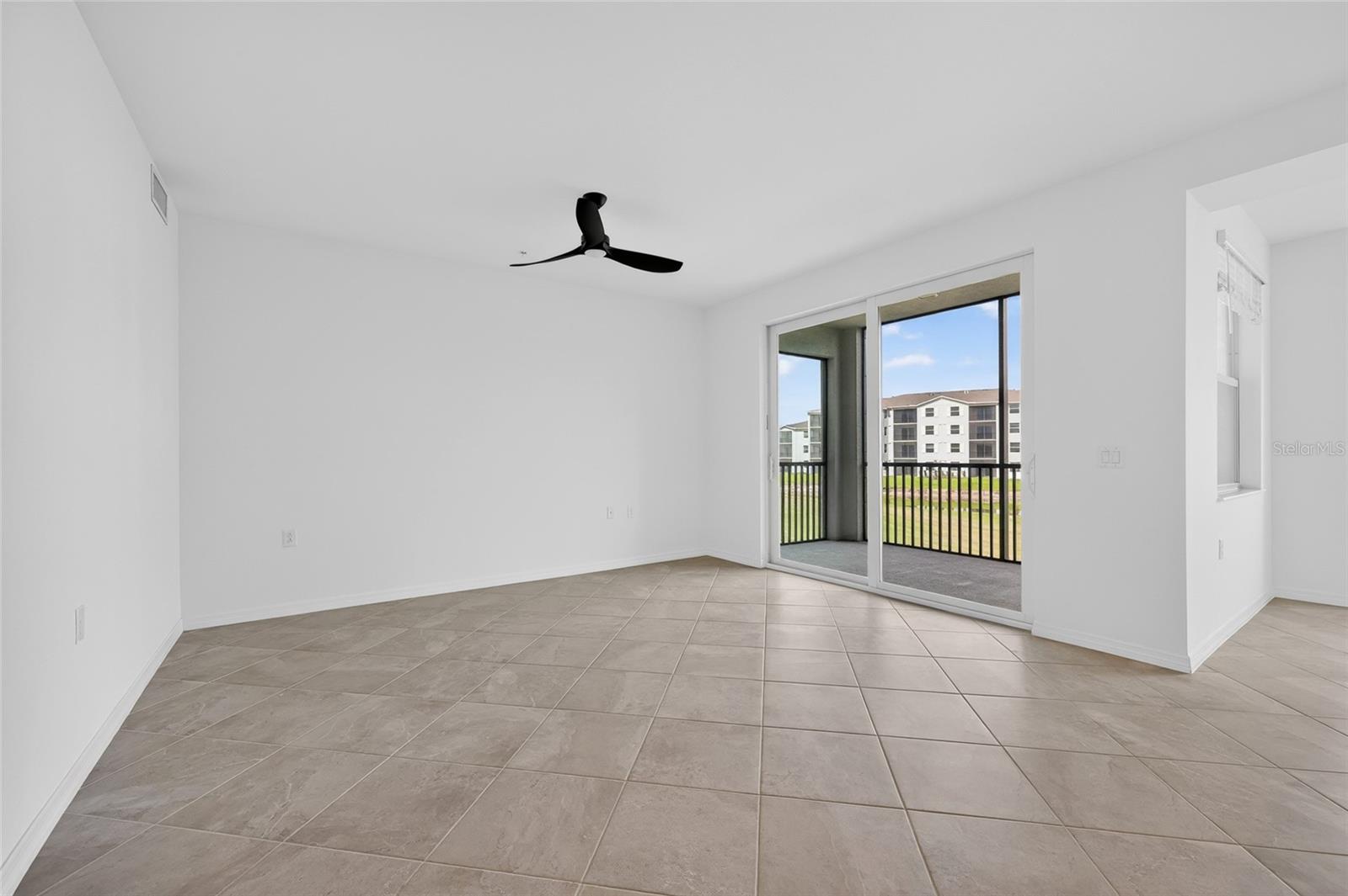 TERRACE 2/IBIS LNDG PH I BLDG - Residential