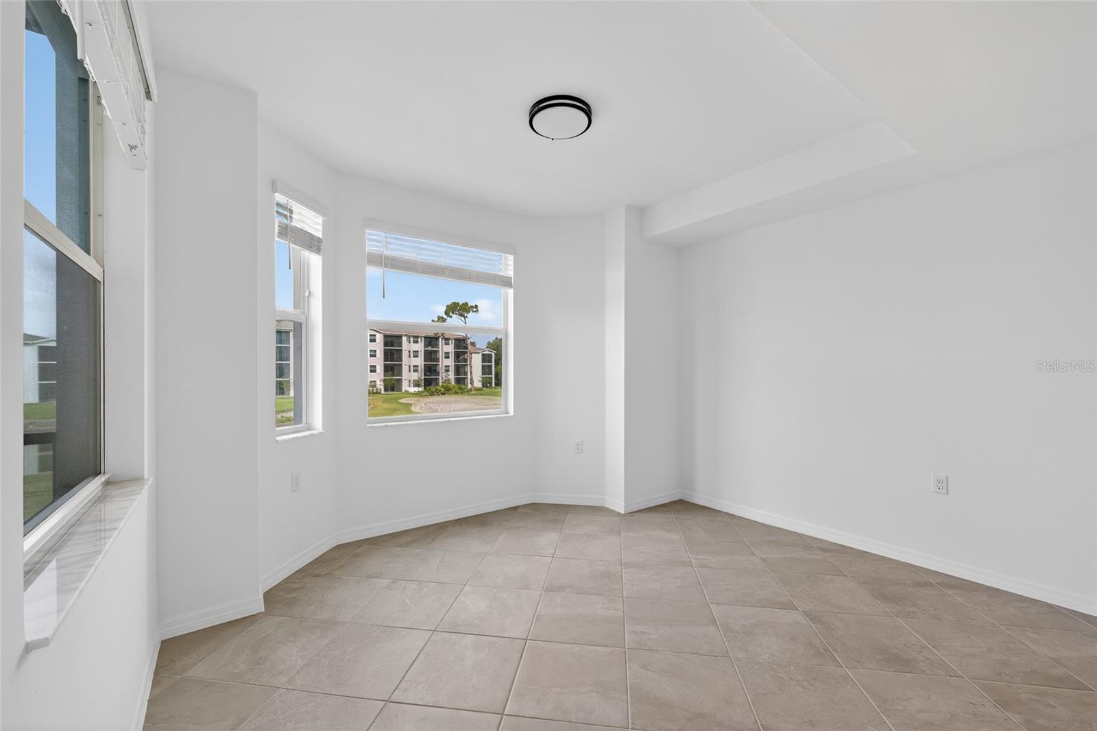 TERRACE 2/IBIS LNDG PH I BLDG - Residential
