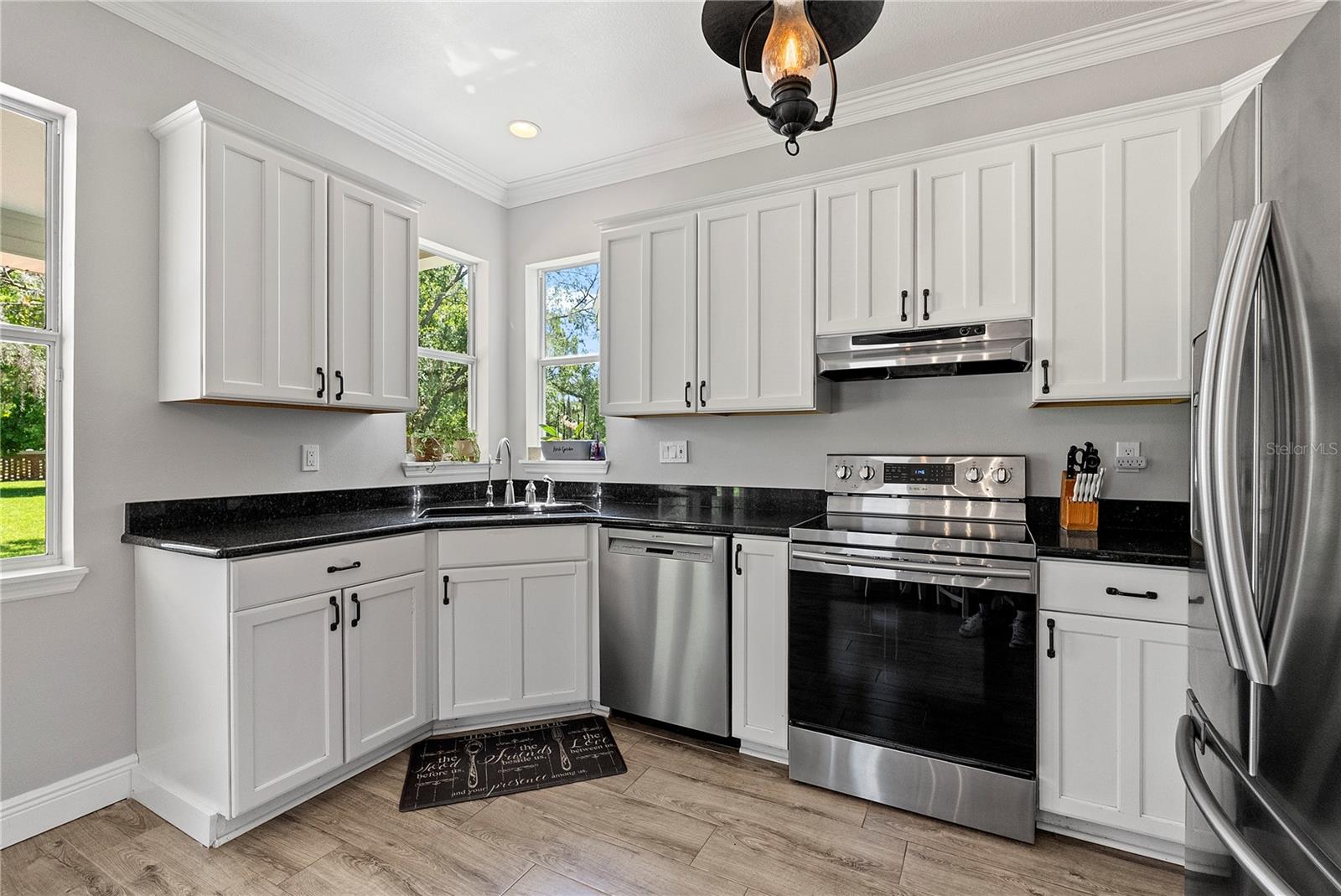 KILLALOE BY THE LAKE - Residential