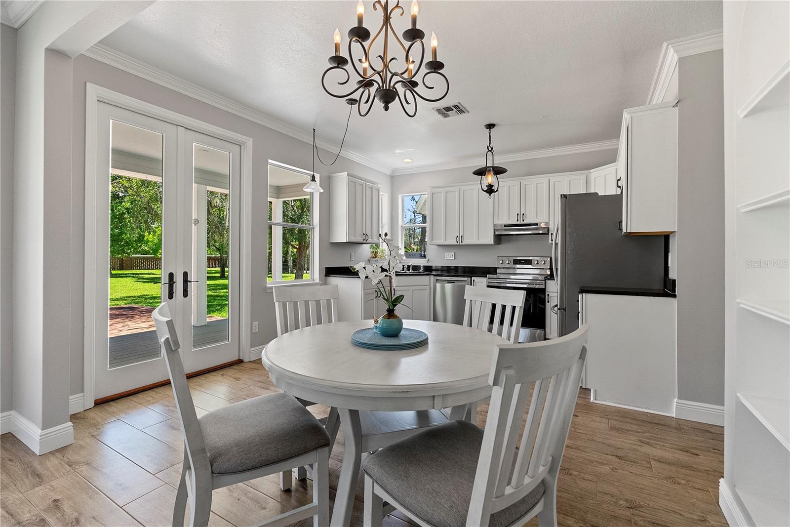 KILLALOE BY THE LAKE - Residential