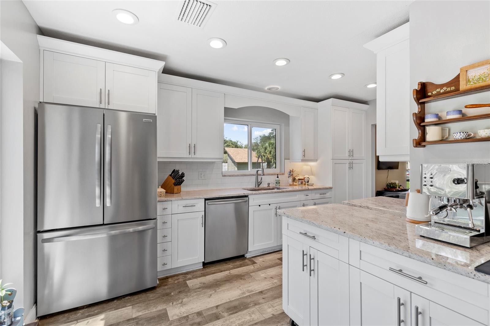 SWEETWATER OAKS II A CONDOMINI - Residential